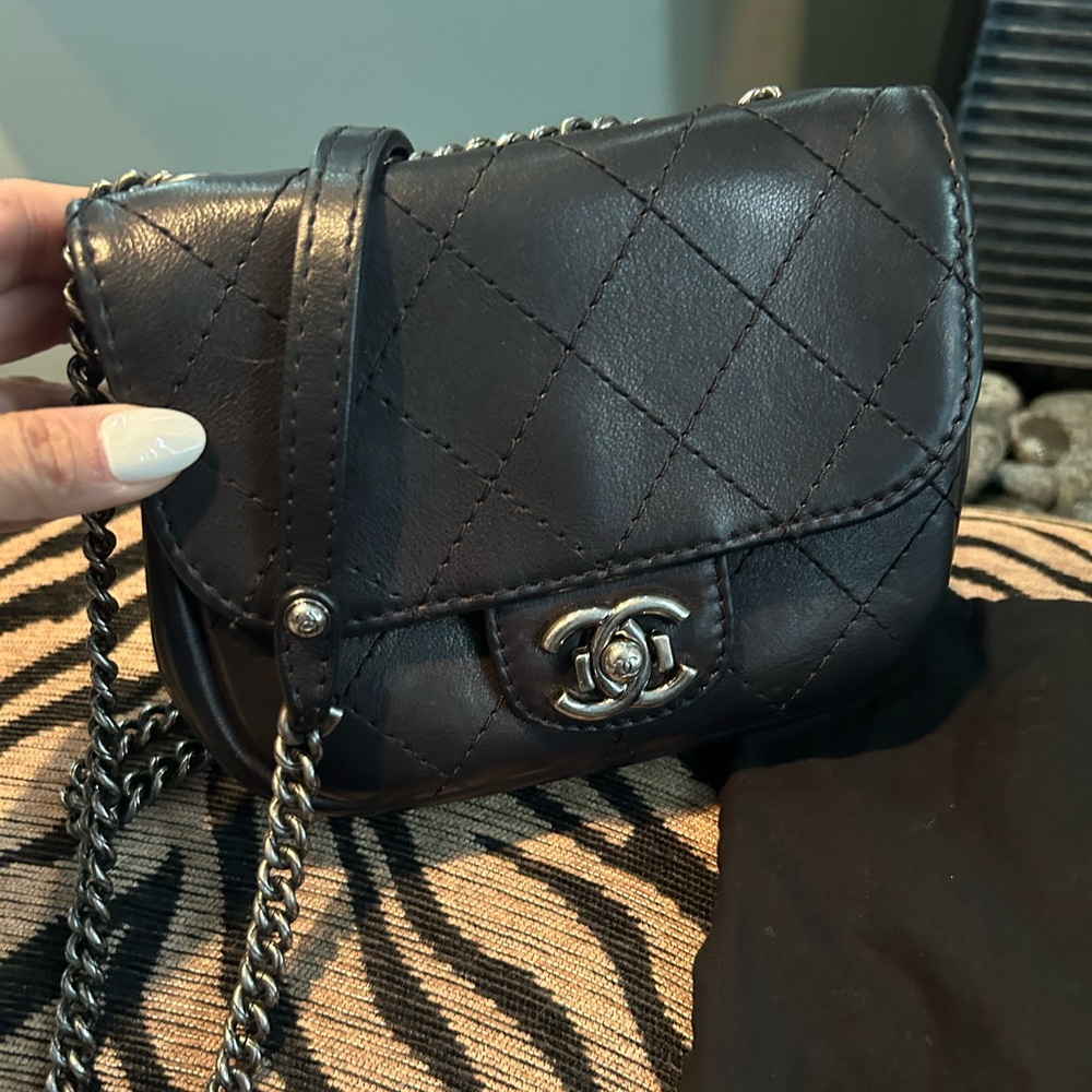 100% Authentic CHANEL handbag - like new - used 3-4 times only